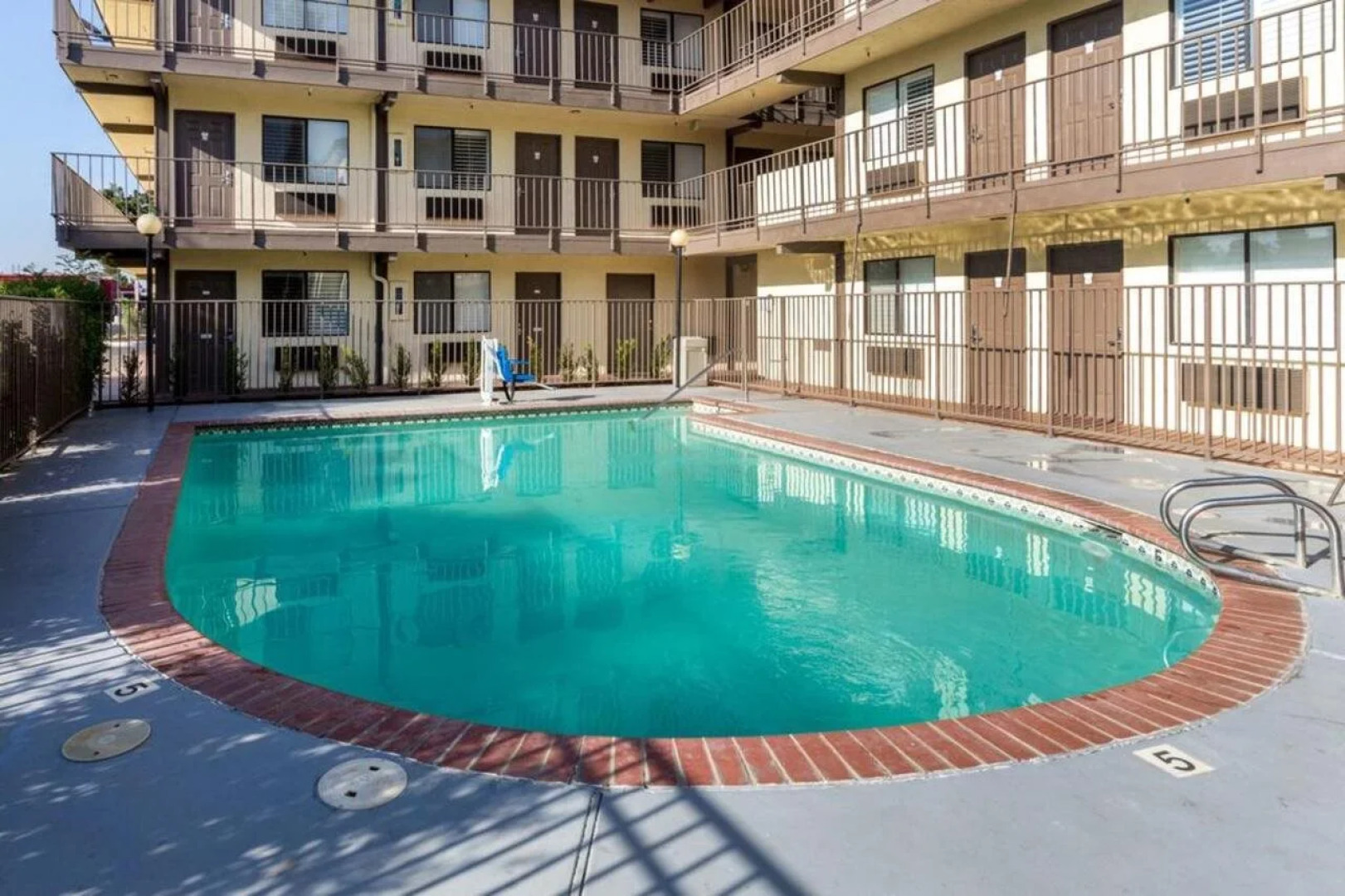 Hillstone Inn Tulare, an Ascend Collection Hotel