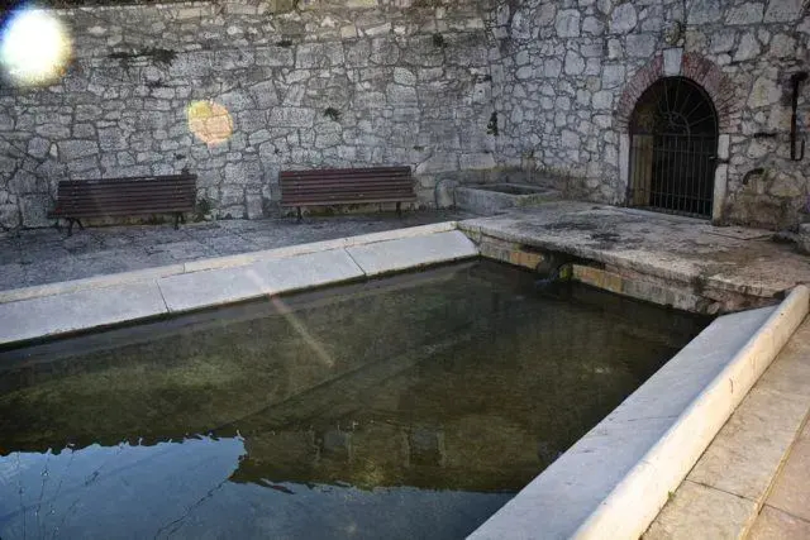 Alla Fontana