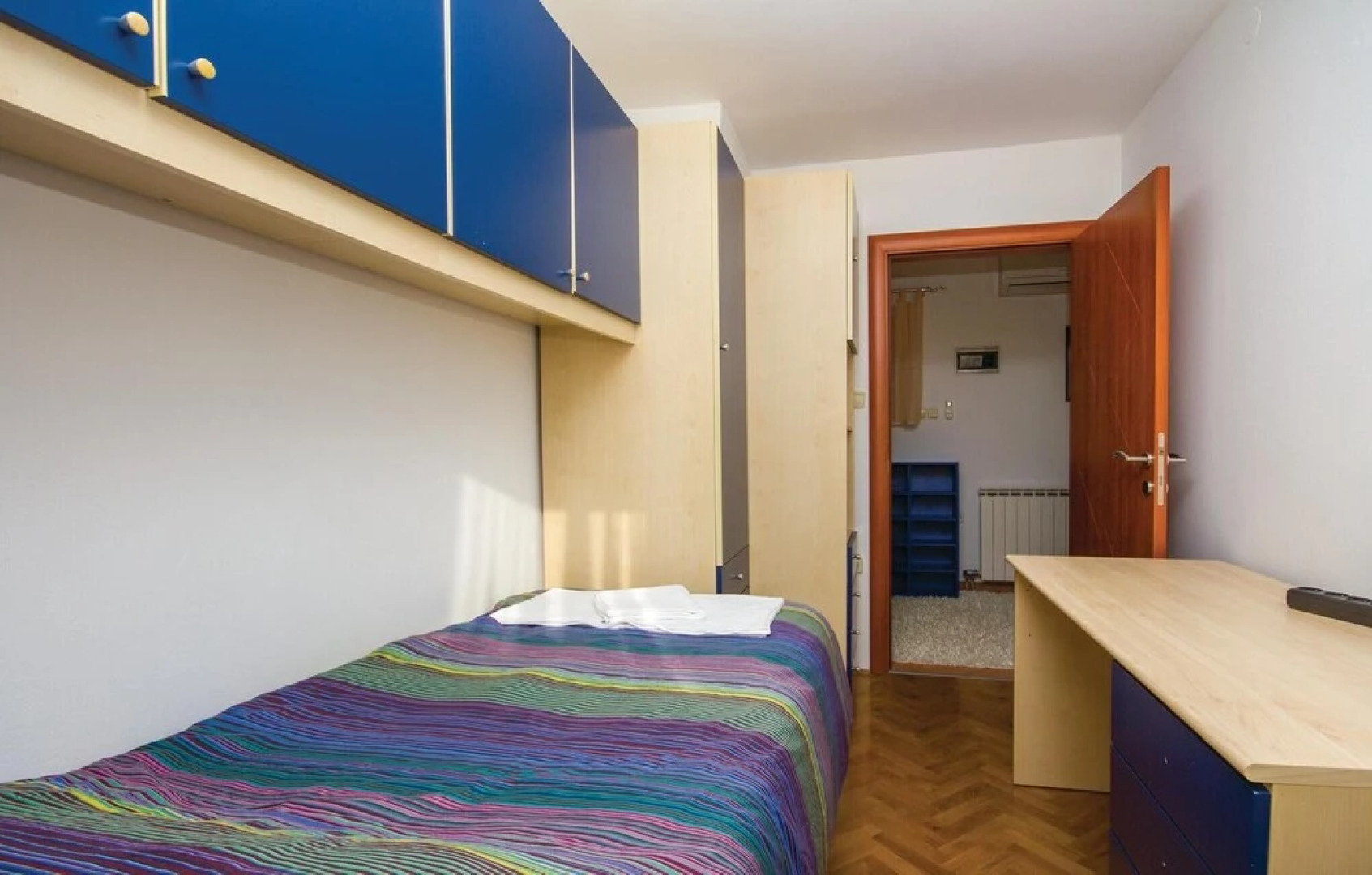 Stunning Home in Cavle With Wifi and 3 Bedrooms