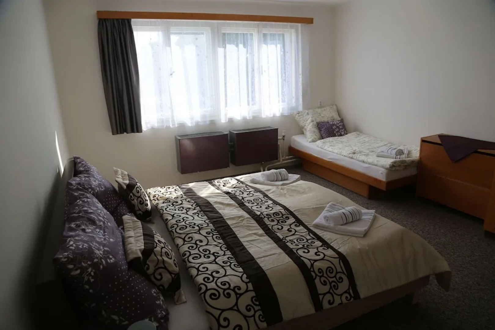 Cottage Near the Forrest Kovac