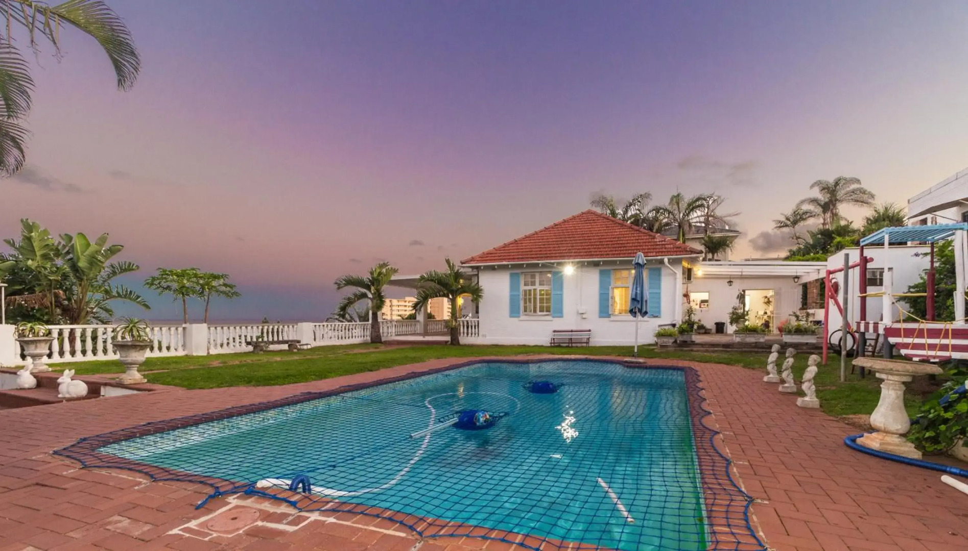 A Whale's Tale Beach House