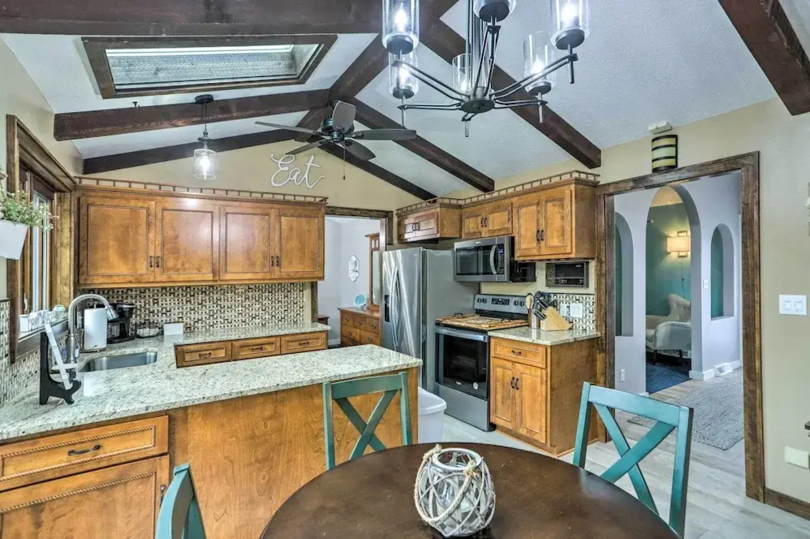 Vermilion River Home w/ Hot Tub & Private Dock!