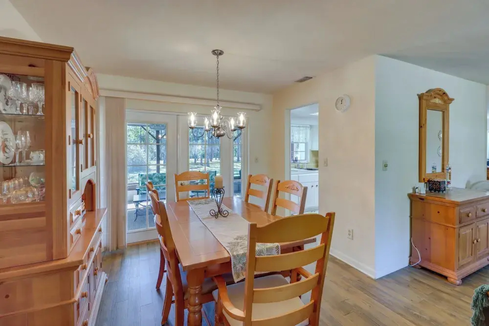 2 Mi to Rainbow River: Home in Dunnellon