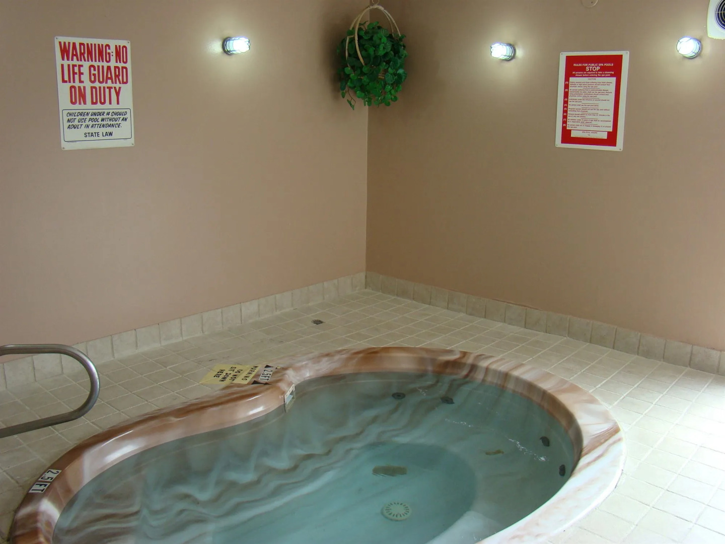 Rodeway Inn & Suites