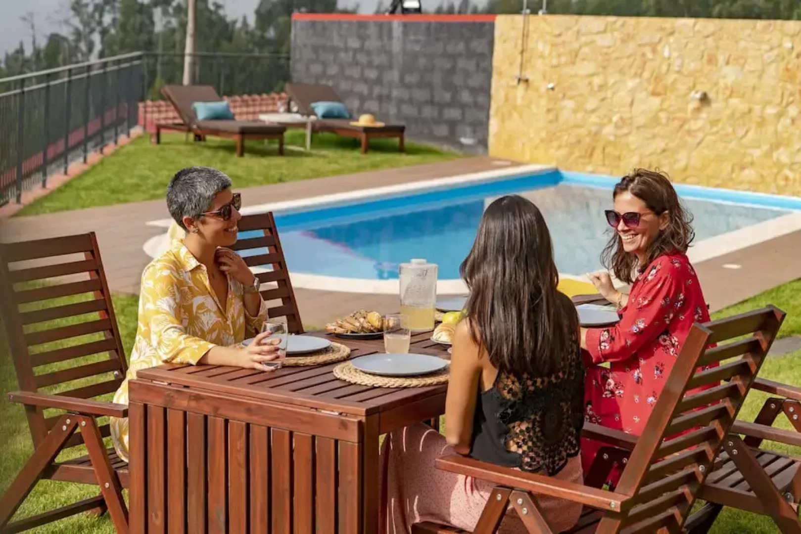 Felicidade Rocha I, for Families, With a Pool