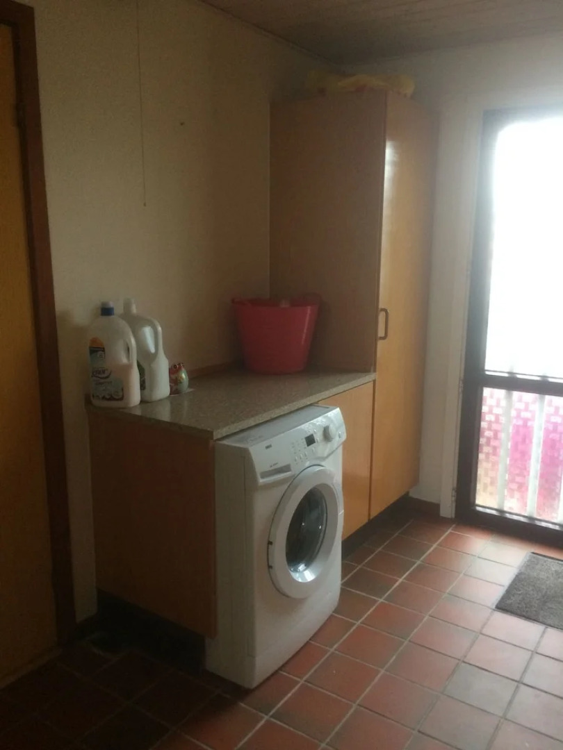 White Hart Lane House