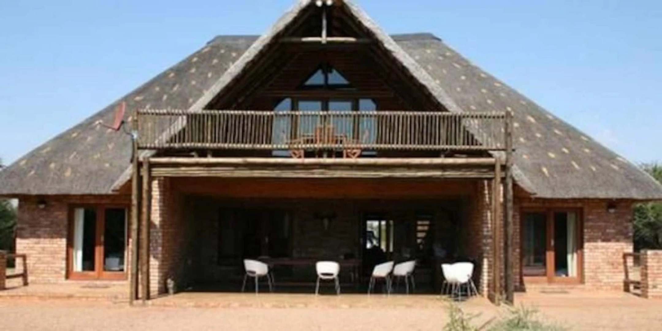 Makhato 84 Bush Lodge