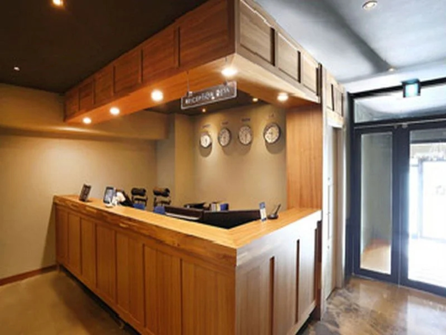 Casual House SONO Guest House - Hostel