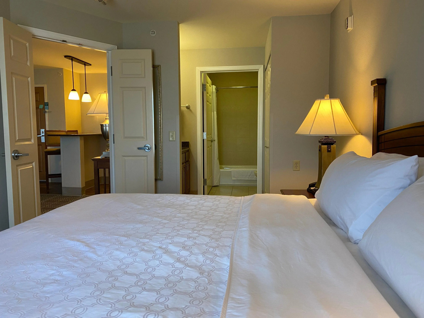 Staybridge Suites Milwaukee West-Oconomowoc by IHG