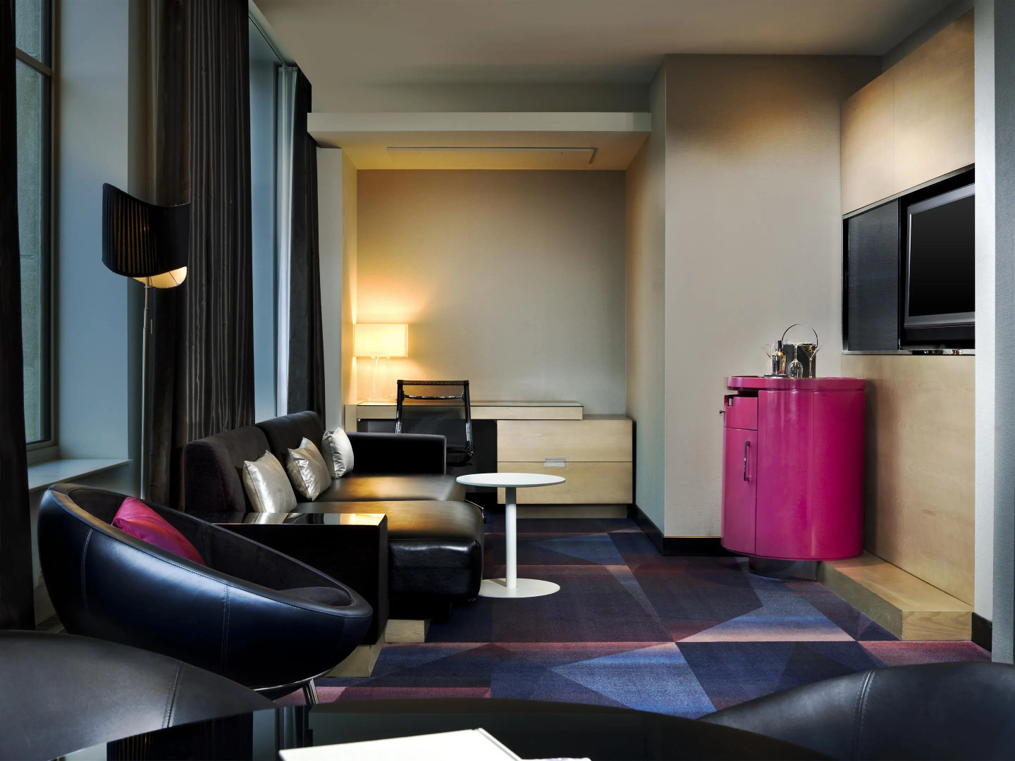 W Minneapolis - The Foshay