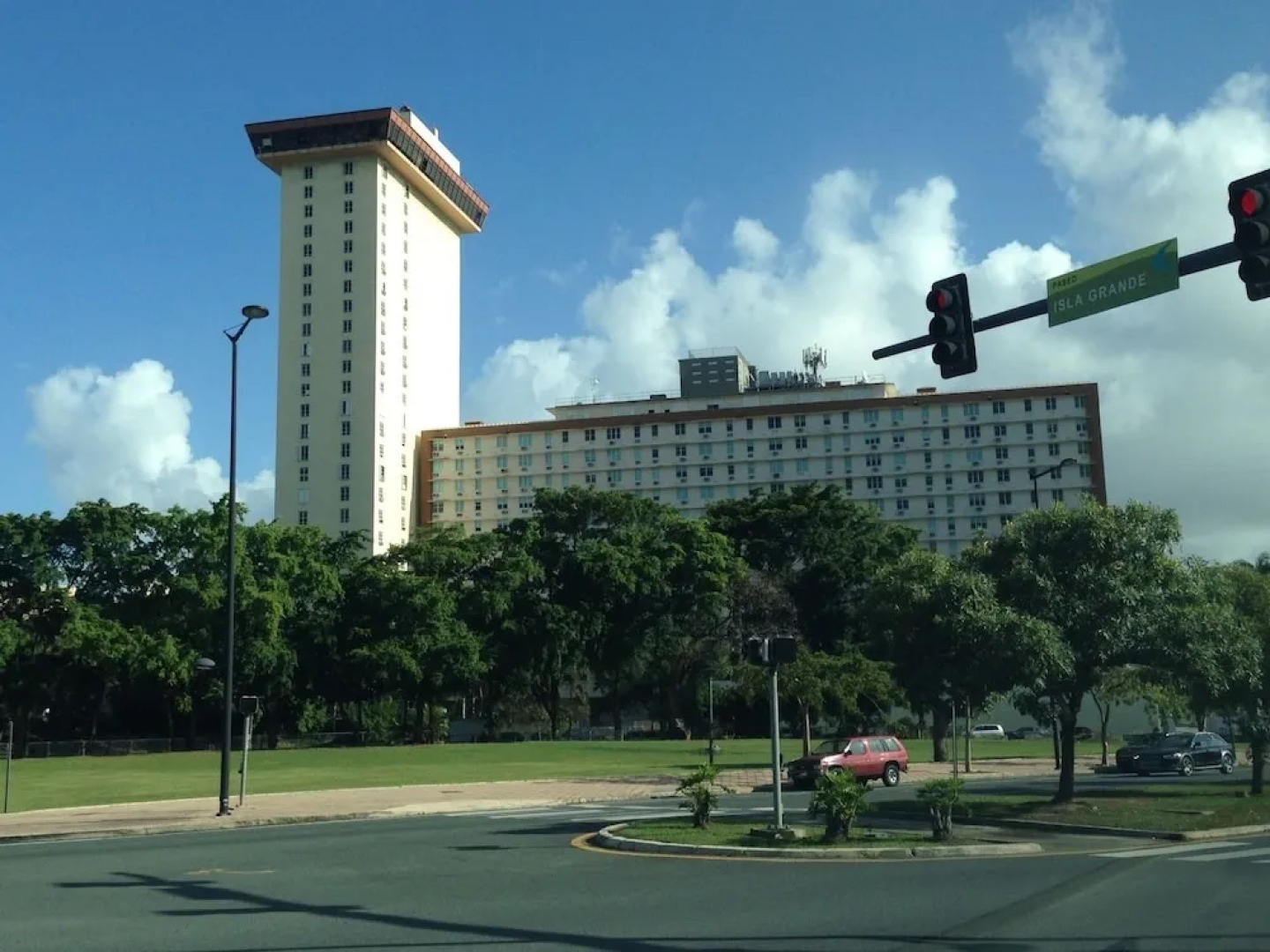 Modern and Cozy Miramar