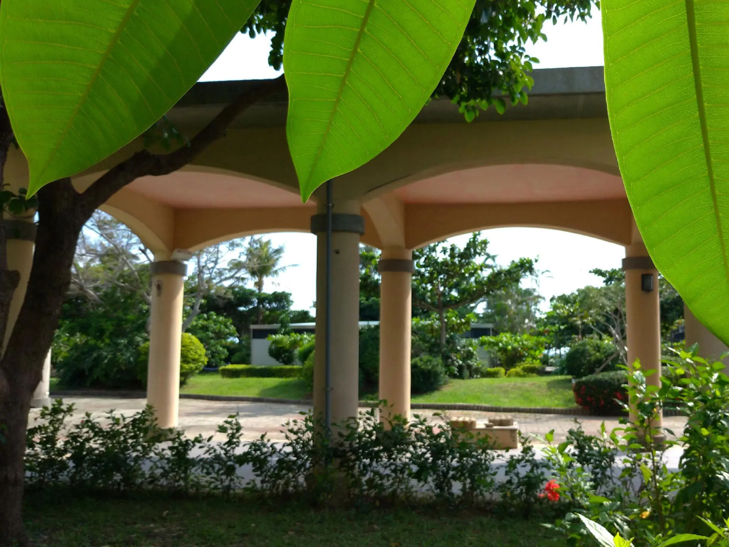 Howard Kenting Wonder House