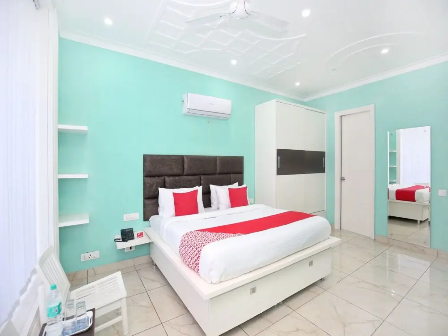 OYO 13130 Dream Nest