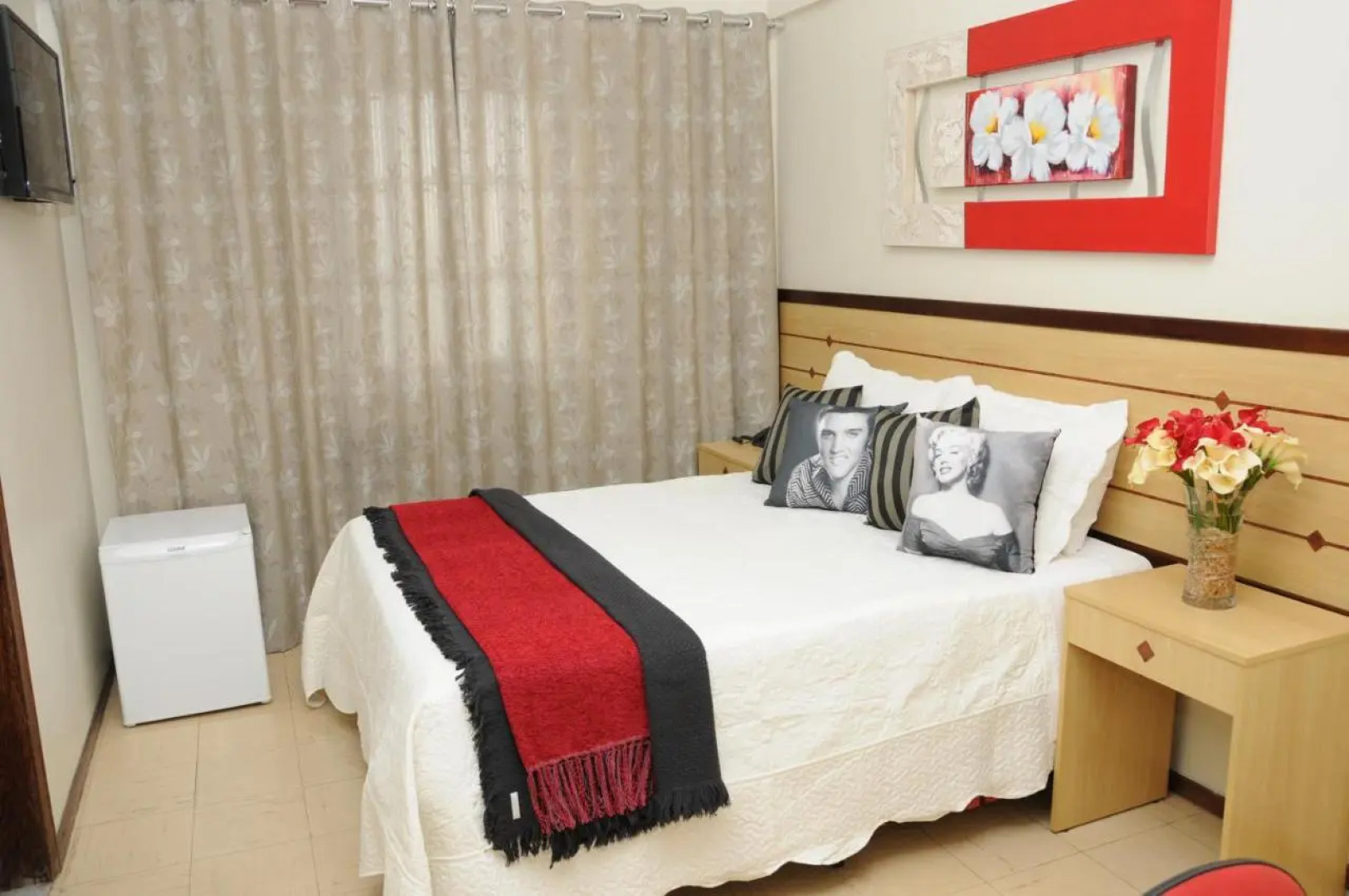 Colonial Palace Hotel