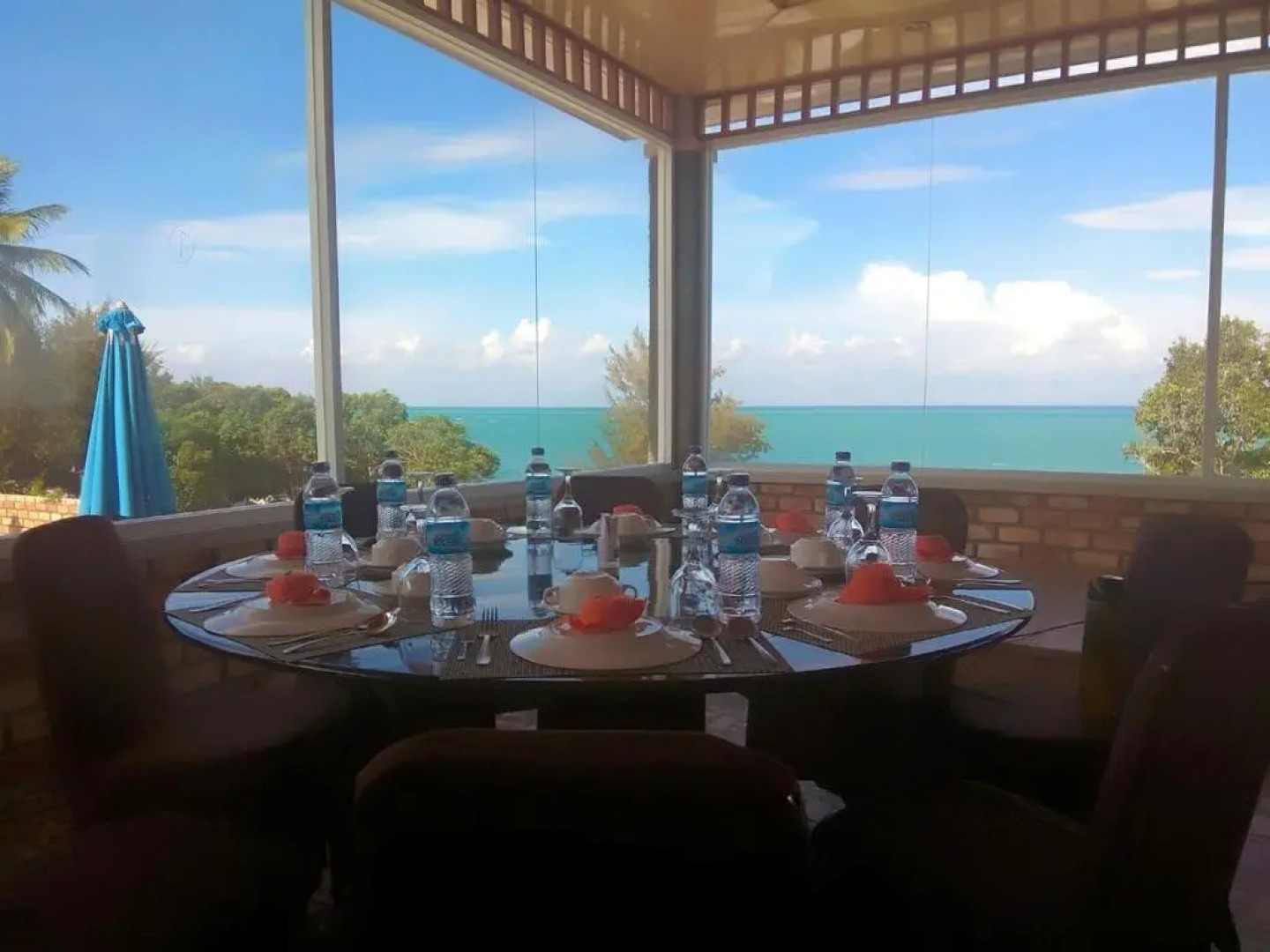 Pesona Bay Sea View Hotel