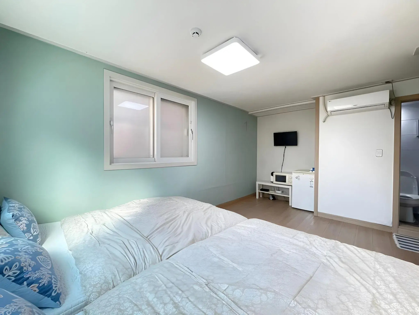 Twin Rabbit Guesthouse