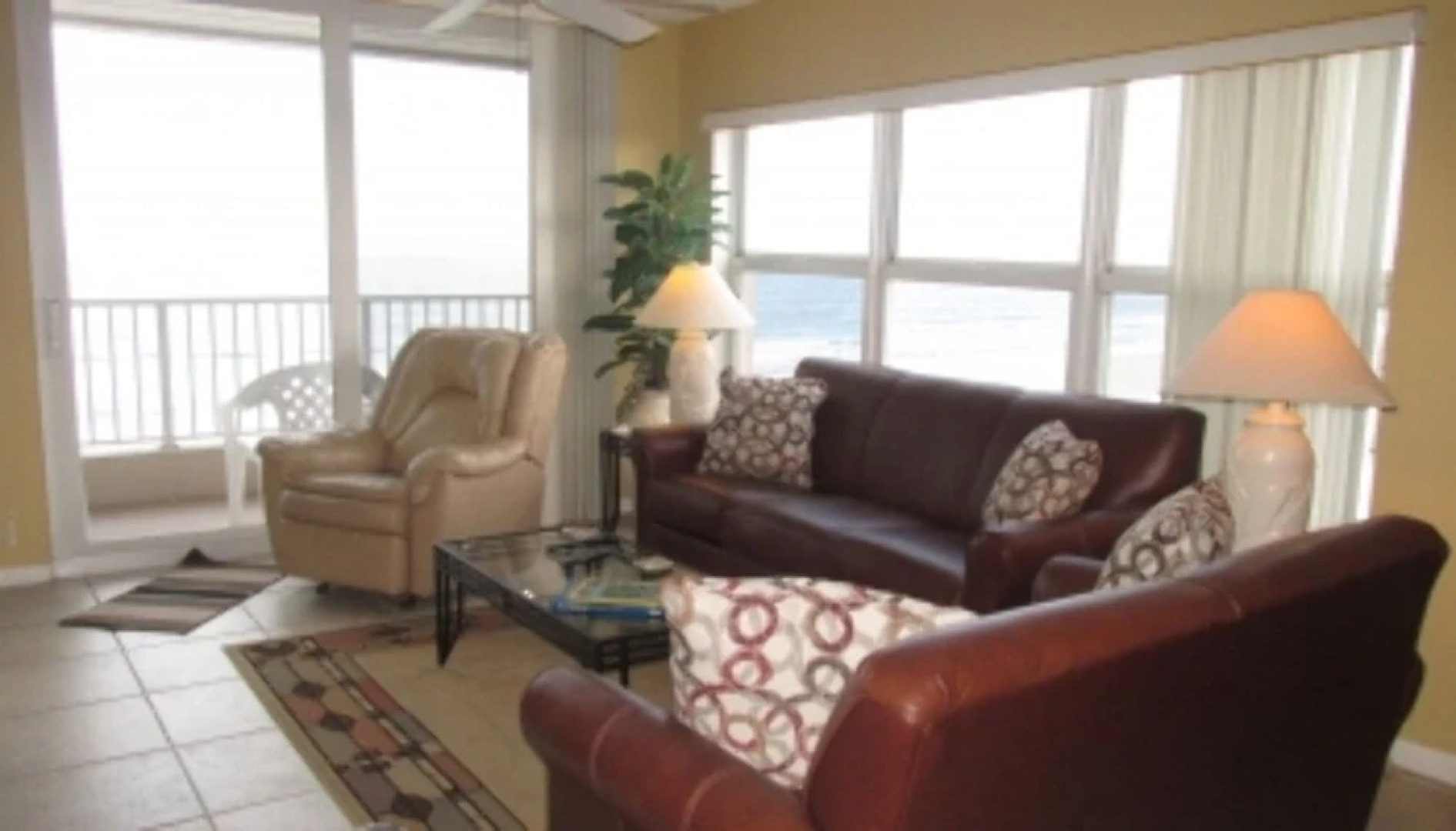 2 BR 2 BA - Traffic Free Beach - South Point Condominiums 611