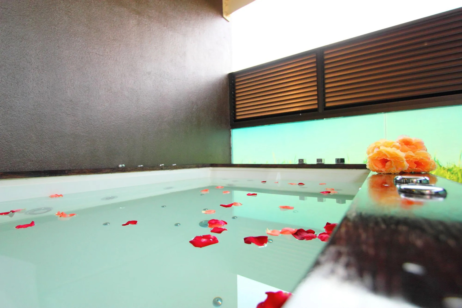 The Guest Hotel & Spa