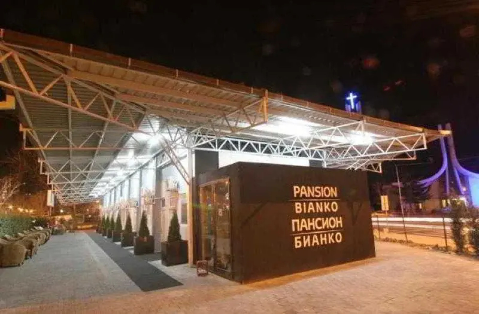 Pansion Bianko - Anja