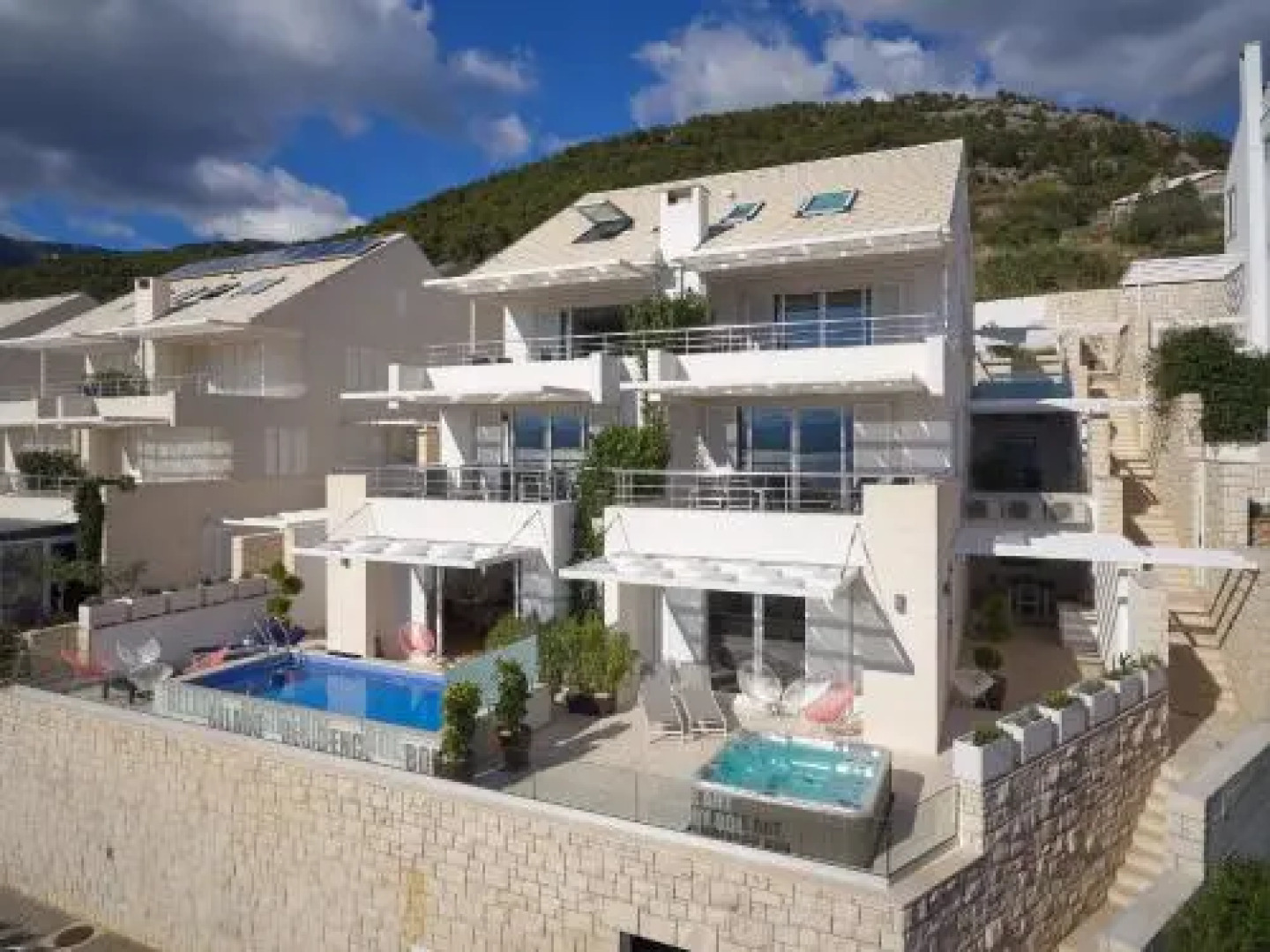 Belado Residence Bol