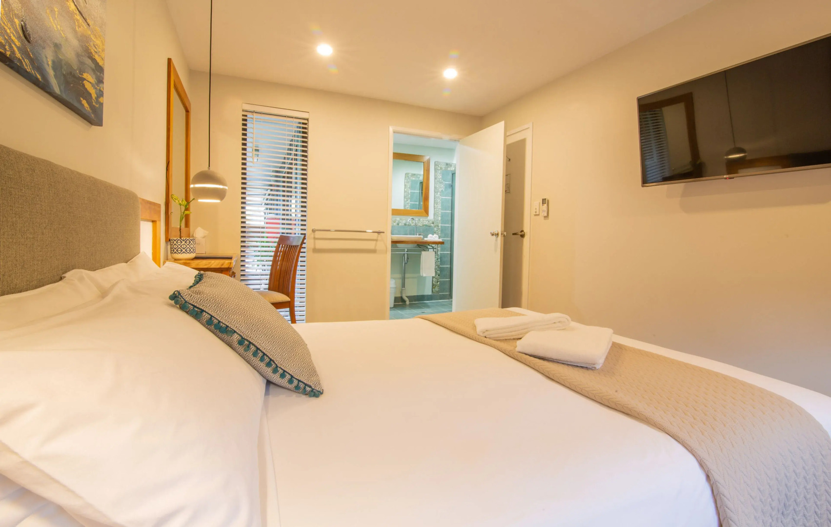 Whitsunday Organic Bed & Breakfast