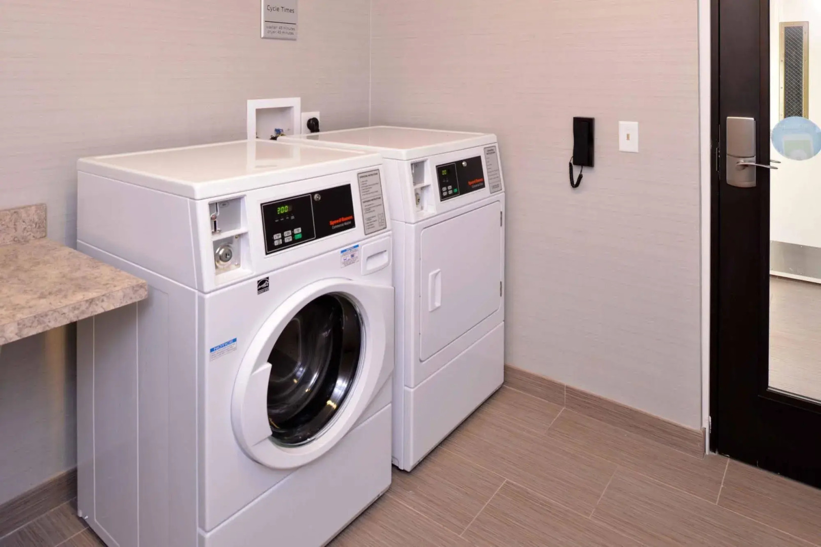 Hampton Inn & Suites Albany-East Greenbush