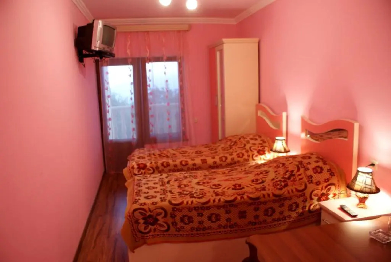 Отель Одзун