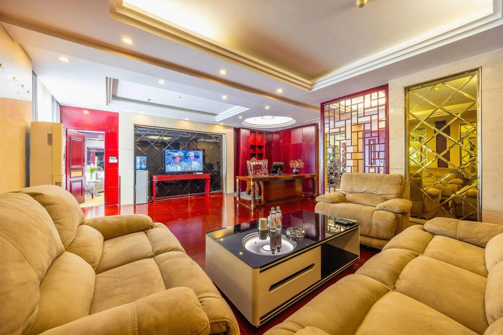 GreenTree (Wuwei Leitai Scenic Area)