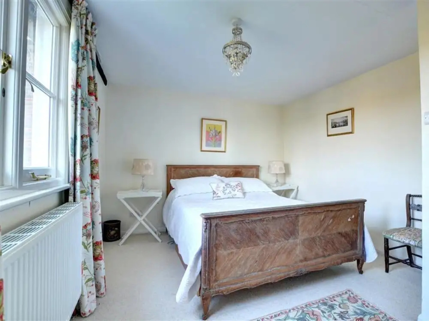 Stunning Holiday Home in Robertsbridge with Private Garden