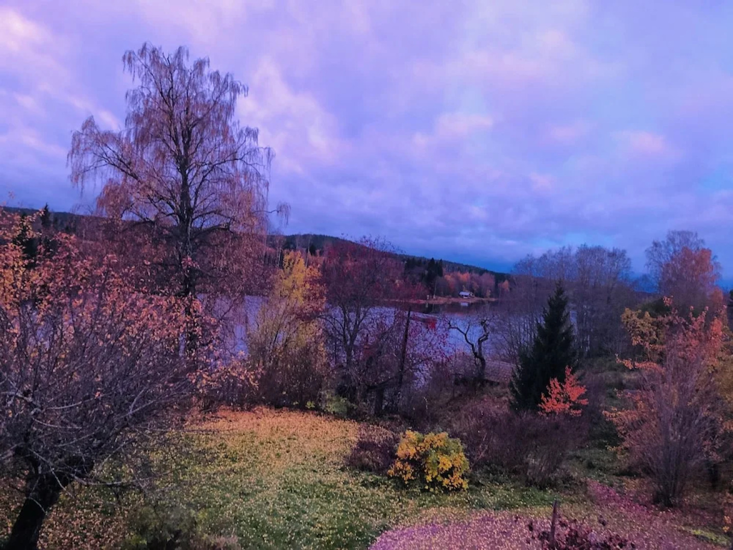 2-bed Apartment Overlooking the River