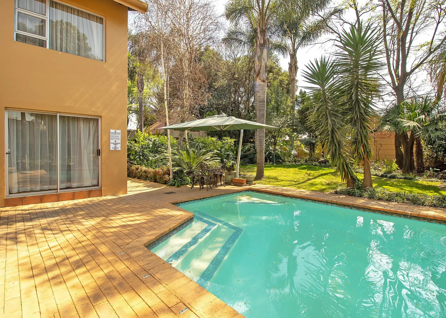 Sunward Park Guest House & Conference Centre