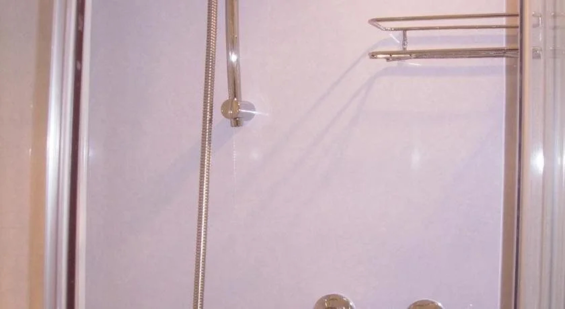 Fascadail House Bed  Breakfast