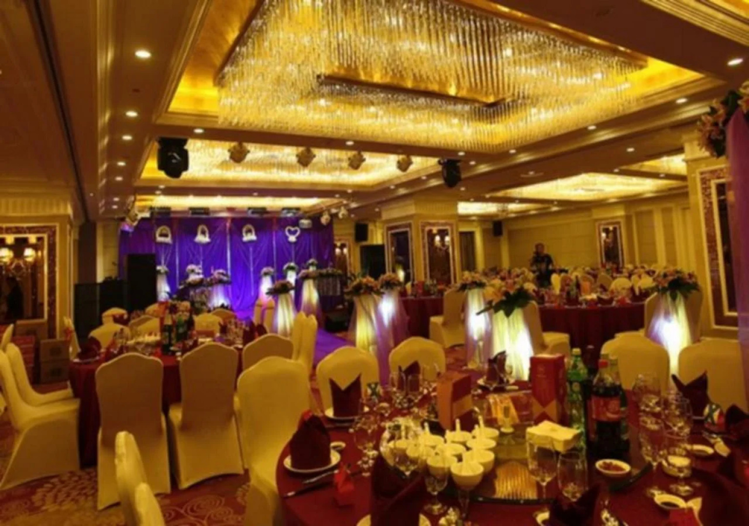 Golden Bauhinia International Hotel