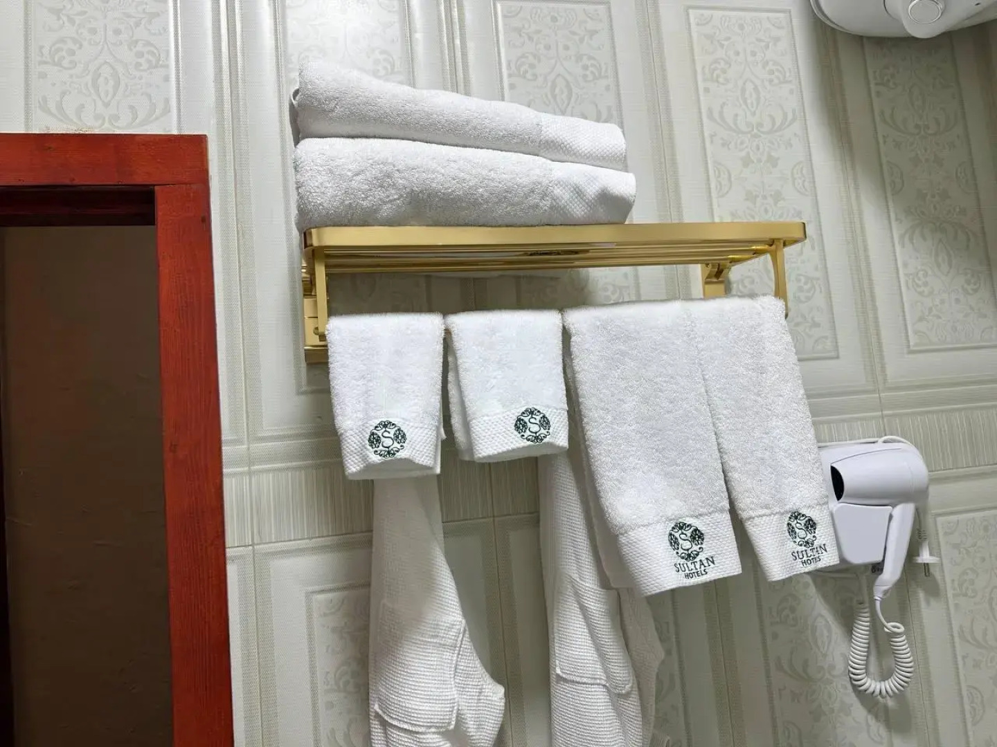 Sultan Kyzyl-Kia (Султан Кызыл-Кия)