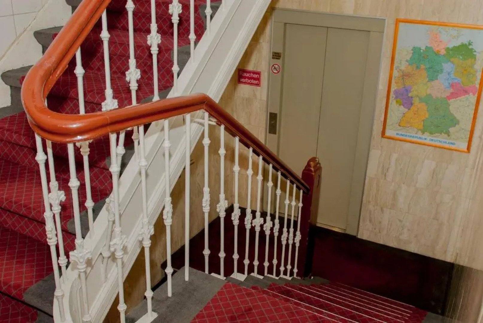 Hotel Lumen am Hauptbahnhof