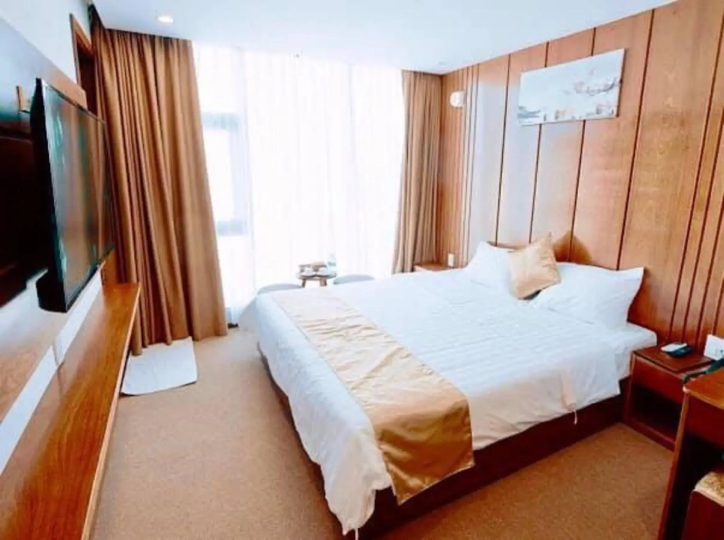 Mira Hotel
