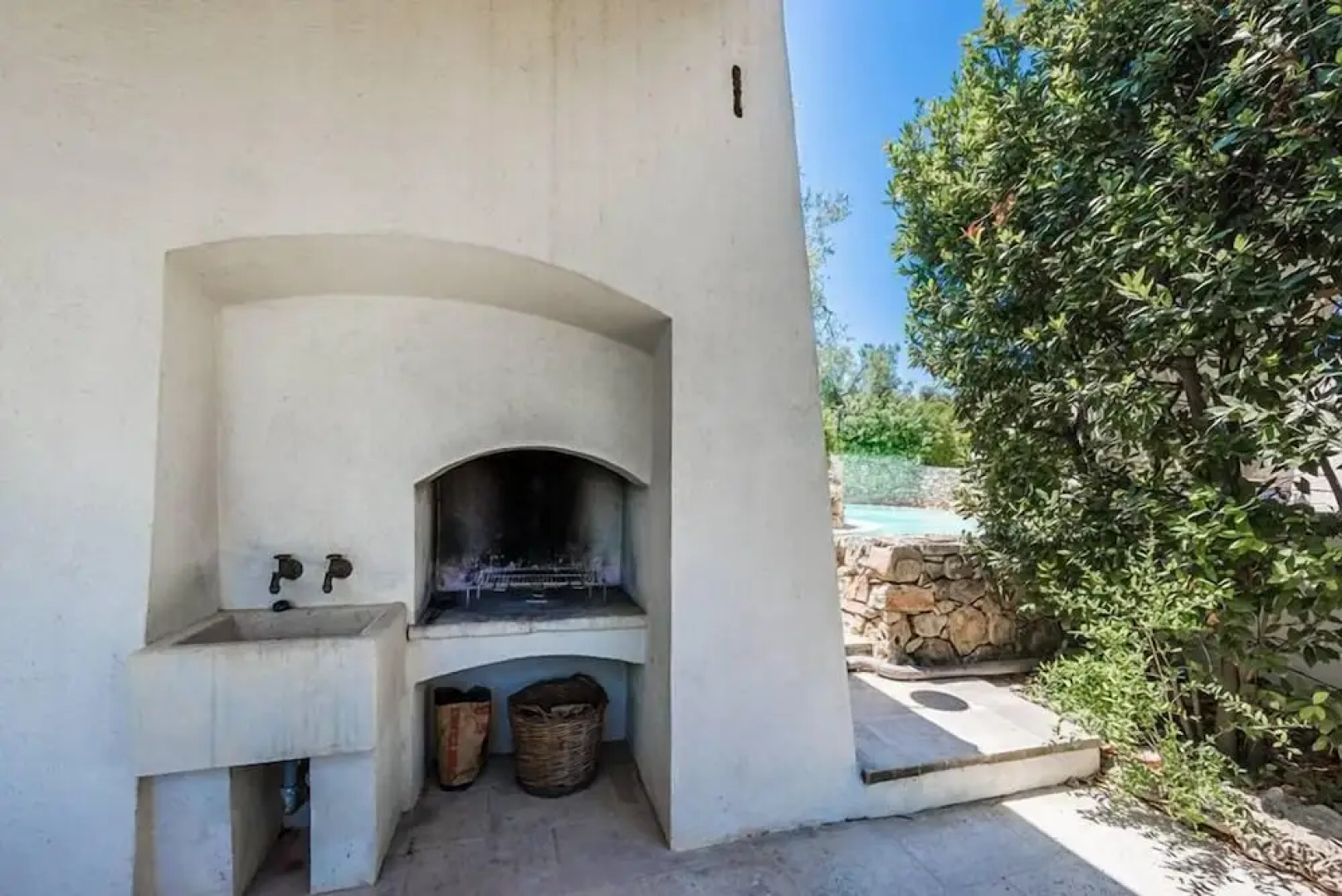 Tia Maria Country Inn