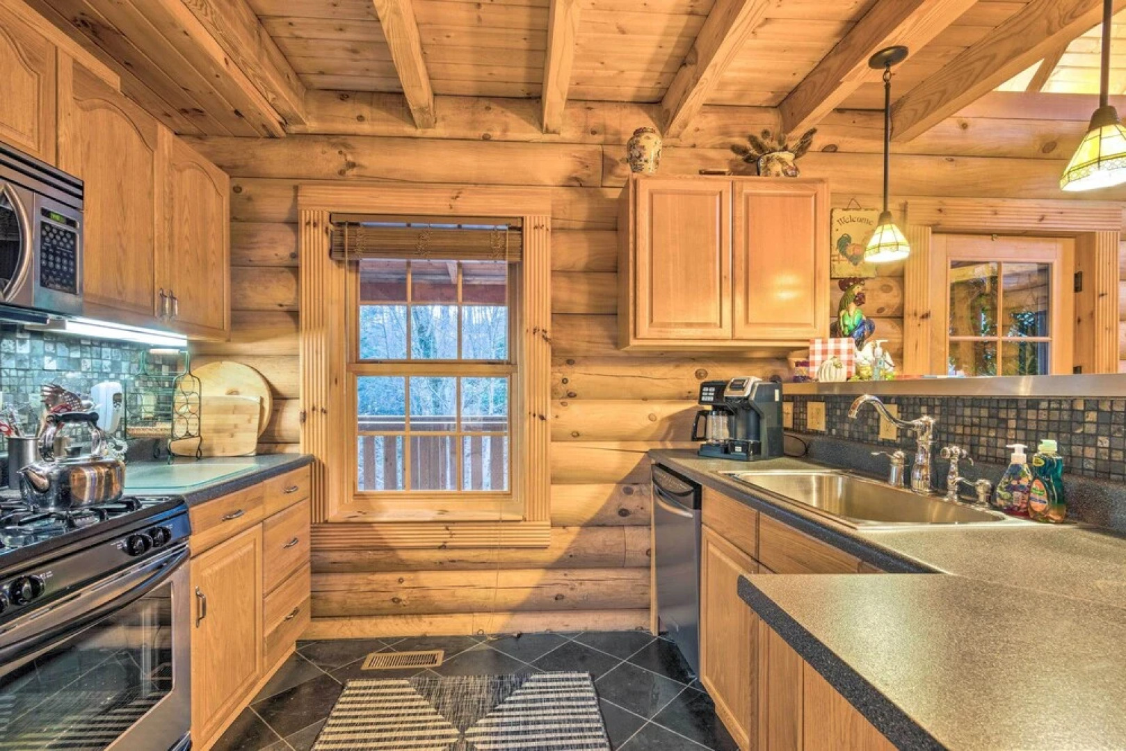 Wraparound Deck: Linville Mountain Cabin