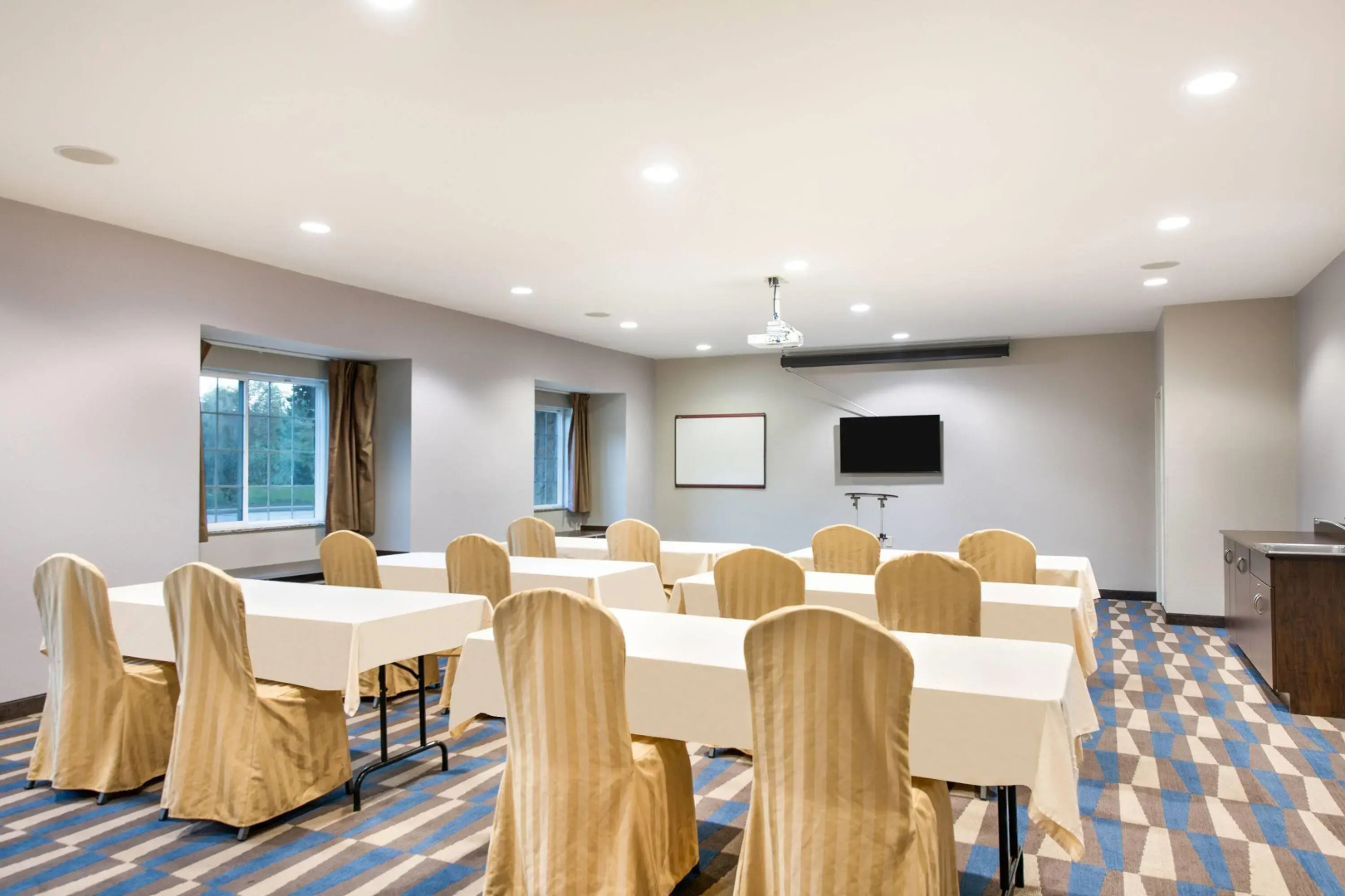 Microtel Inn & Suites by Wyndham Pearl River/Slidell