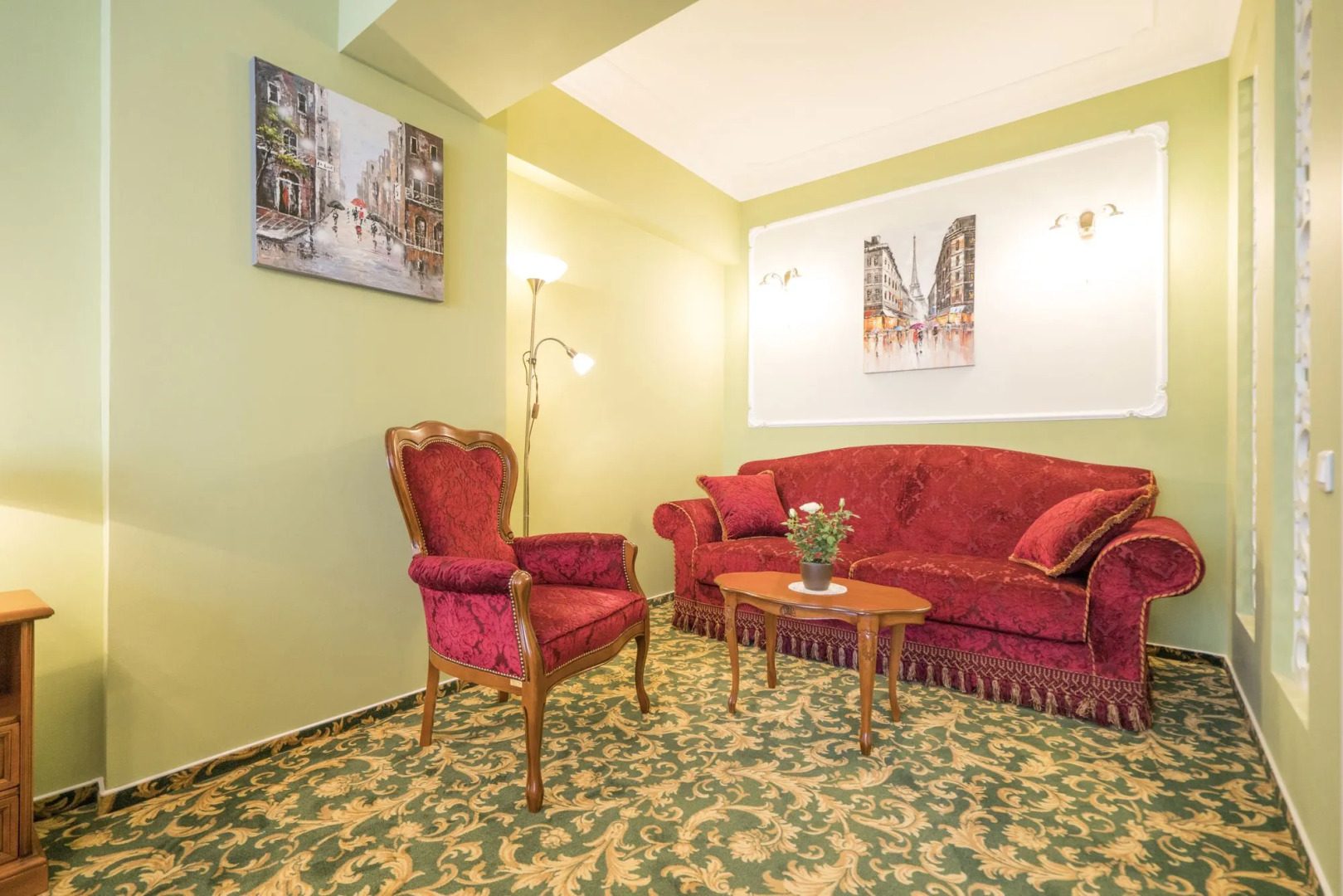 Studio One Accommodation Suites