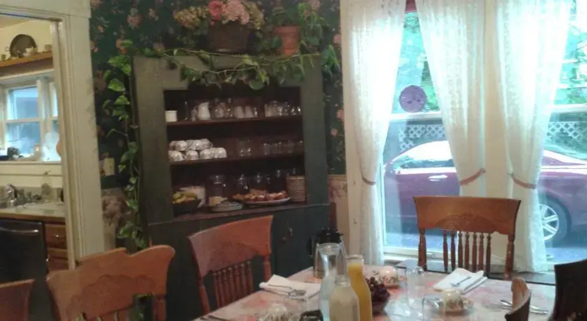 Betsys Bed & Breakfast