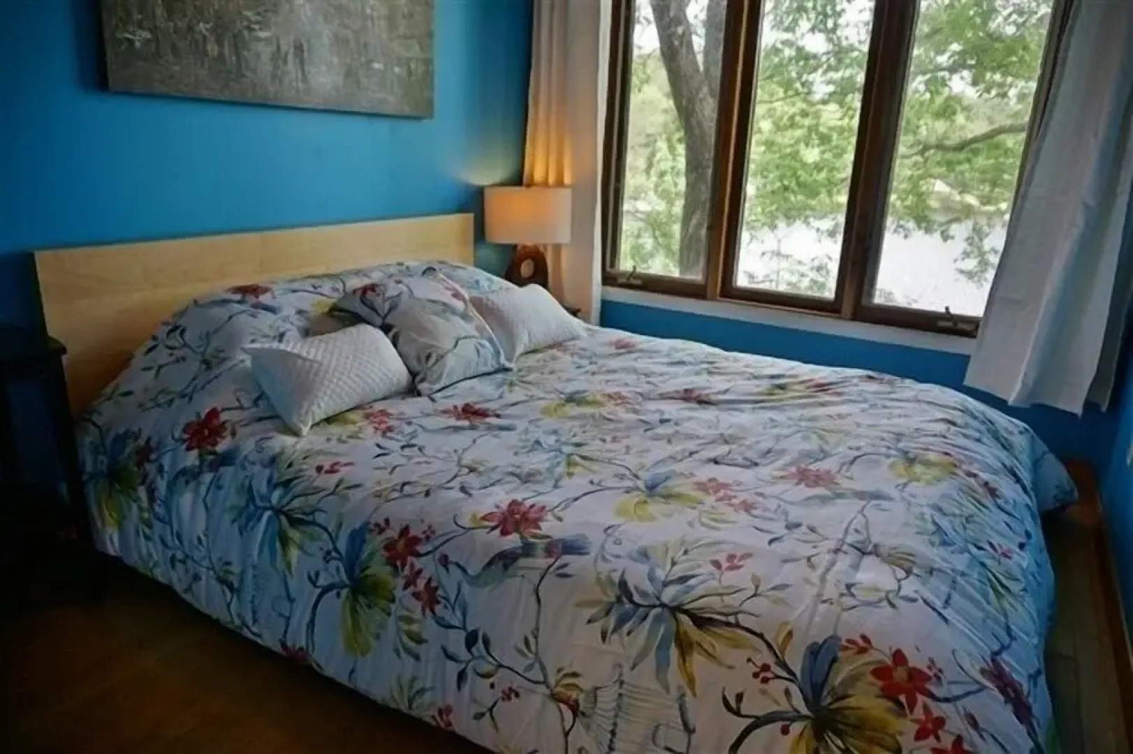 432 Weslemkoon Lake 4 Bedroom Cottage