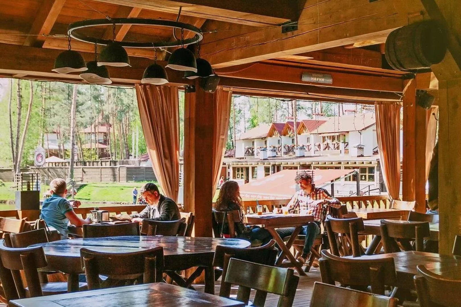 Дизайн-отель BeerLogovo клуба «Партизан»