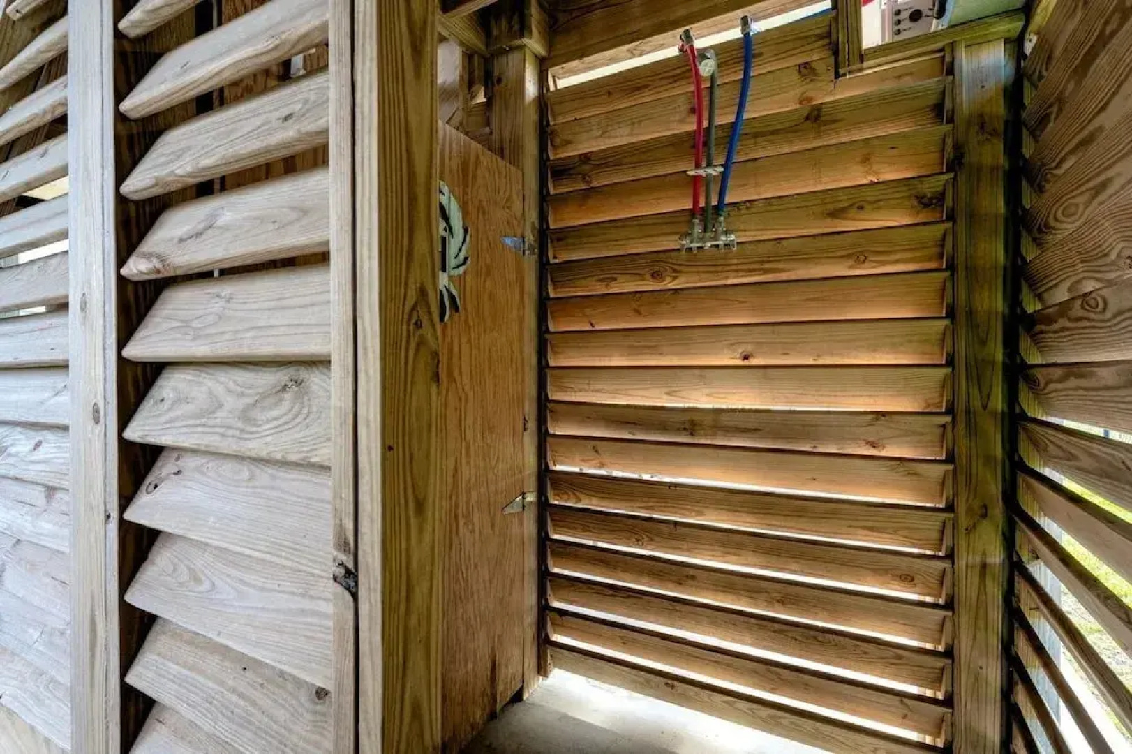 The Beach House 3 Bedroom Home by RedAwning