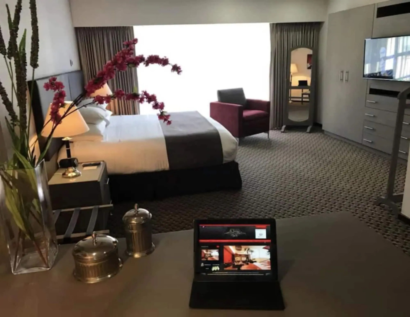 St Isidro Suites Corporate Housing SPA & Wellness Center