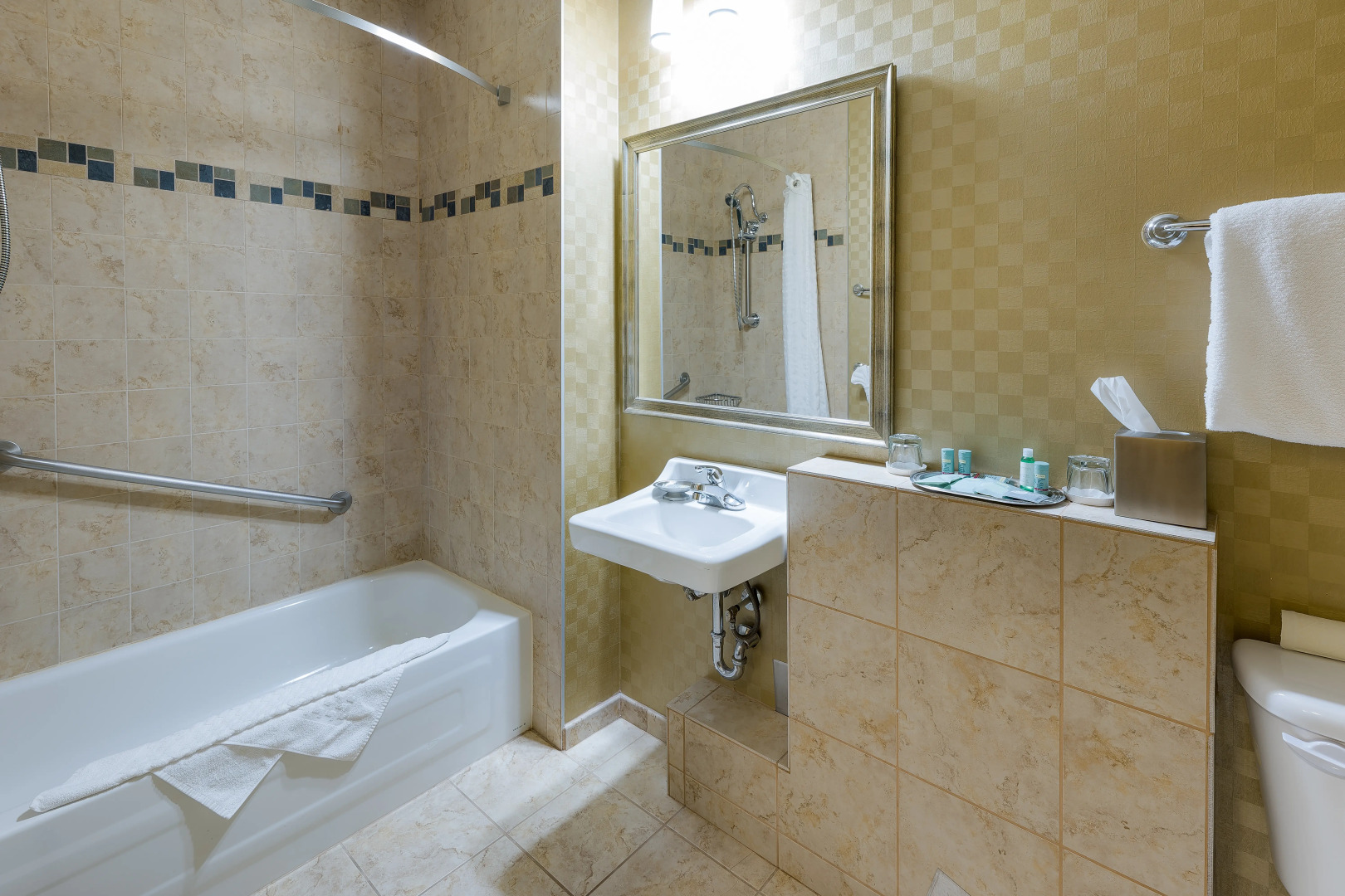 Best Western Sunrise Inn & Suites