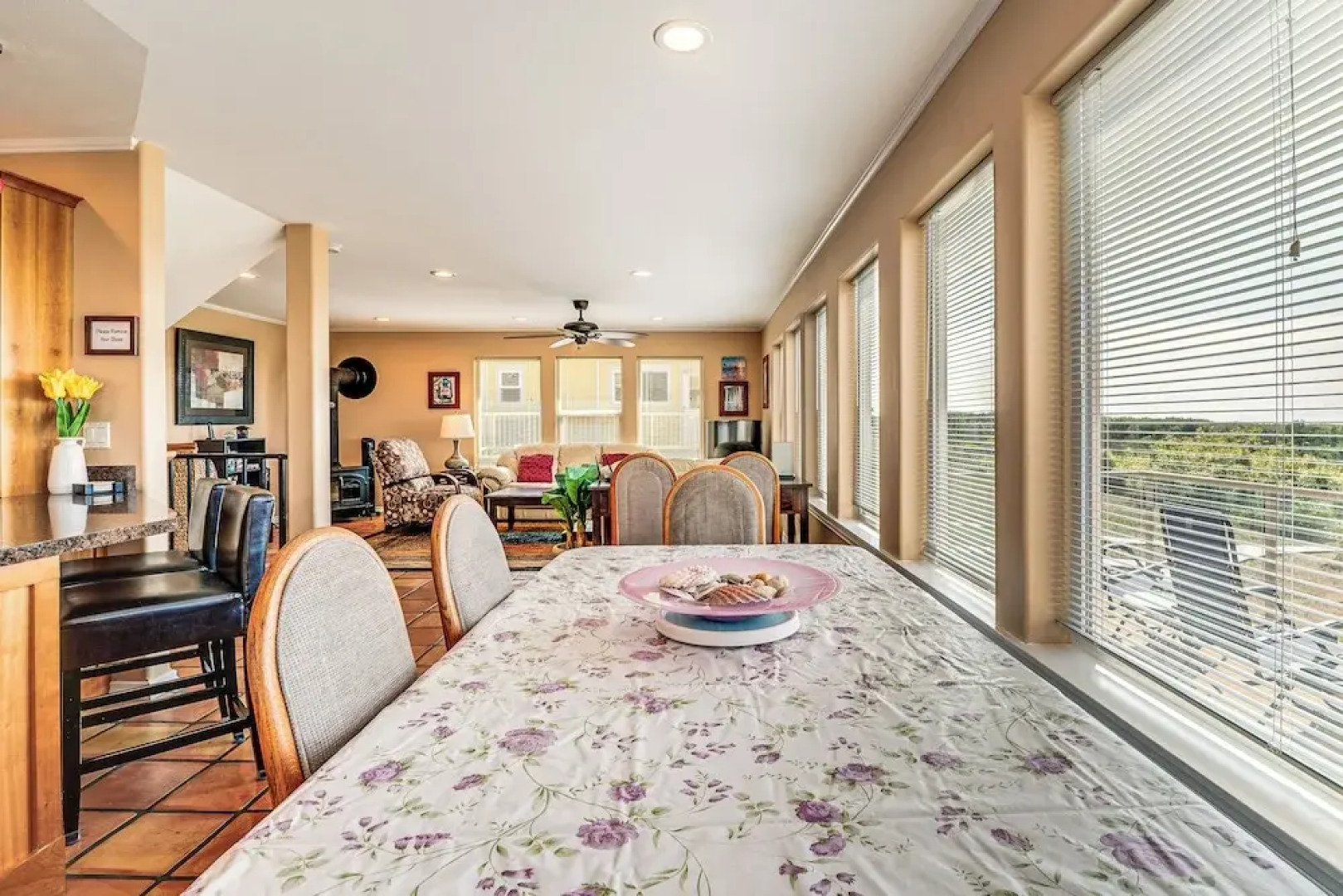 Copalis Beach Family Home: Close to Sites & Nature