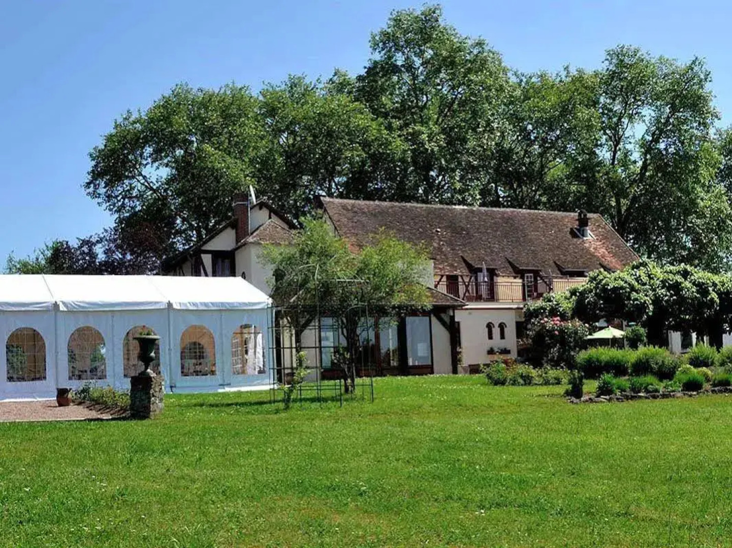 Logis Hôtel Le Coq Hardi