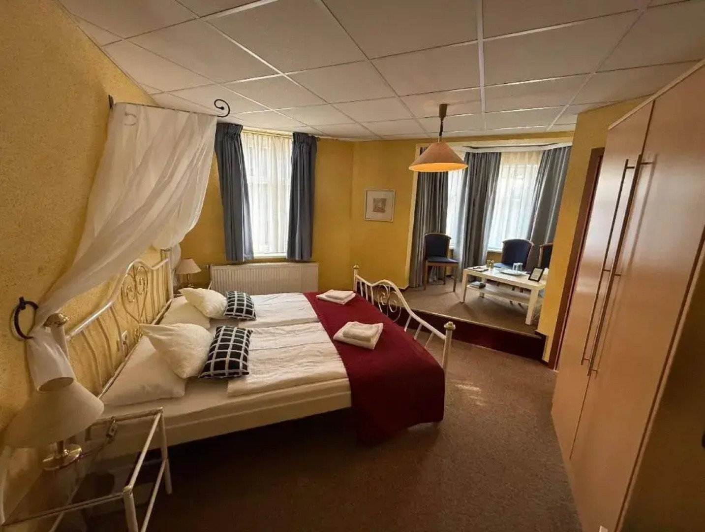 Amadeus Boutique Hotel Deutscher Hof Inn & Suites