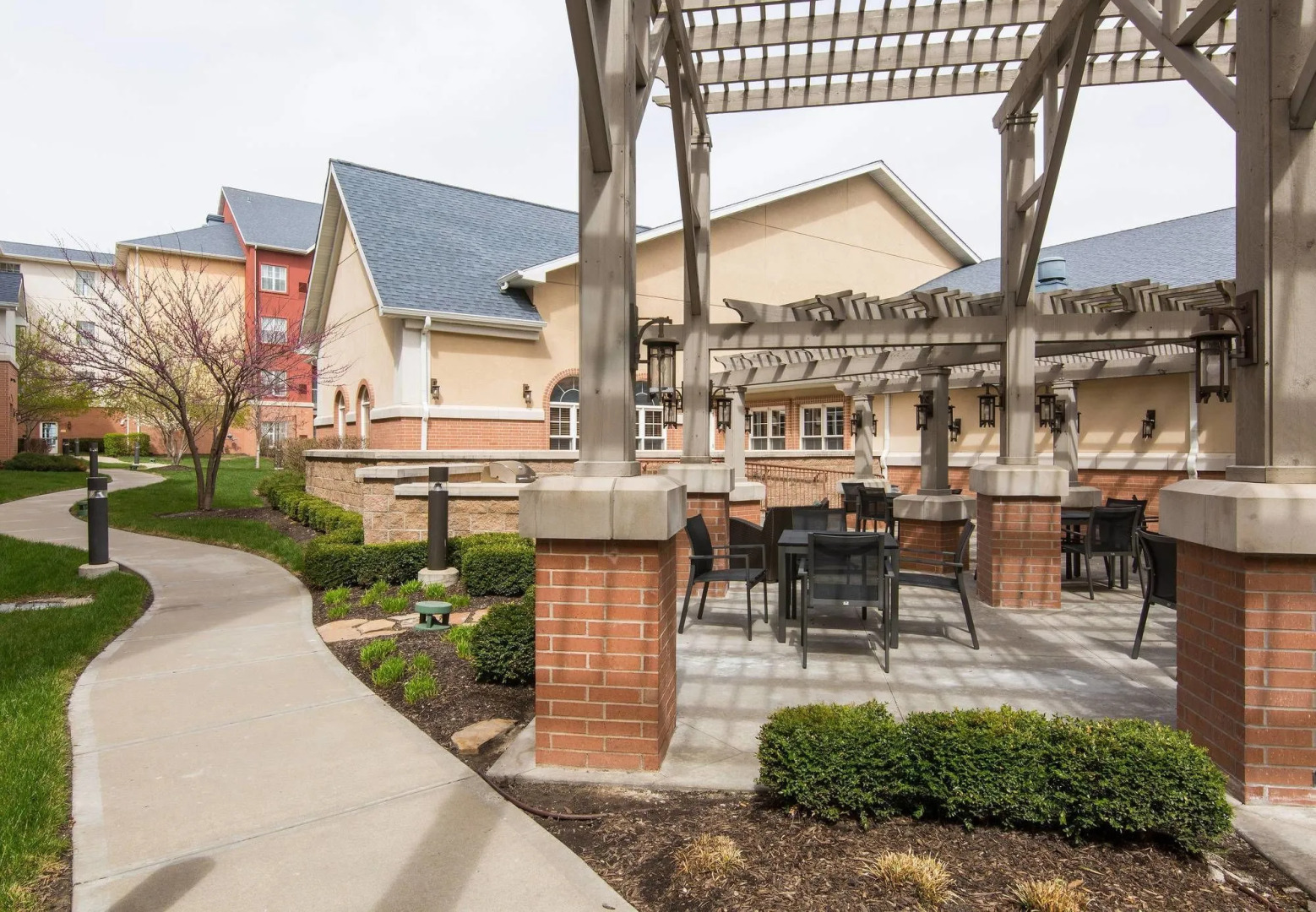 Residence Inn by Marriott Kansas City Airport